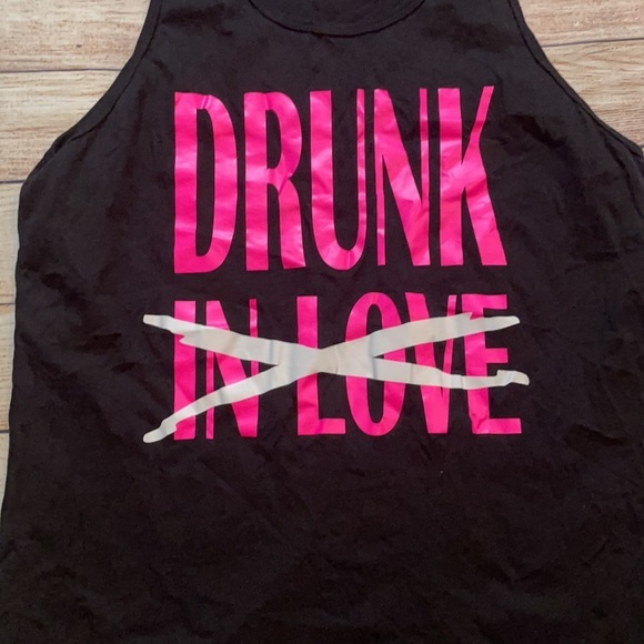 Women’s Drunk In Love Black Tank top size M - Picture 3 of 6